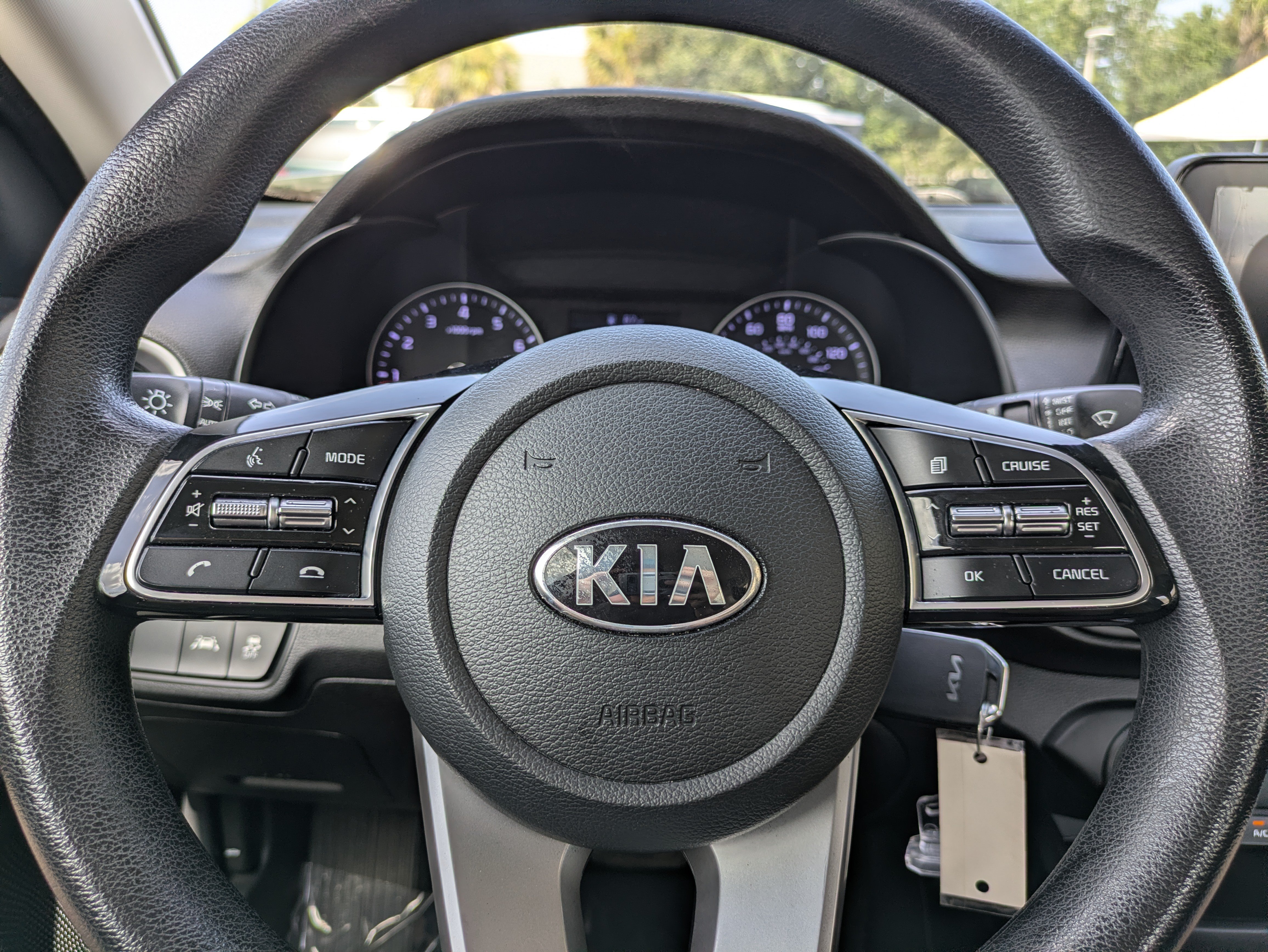Used 2020 Kia Forte LXS FWD image 21