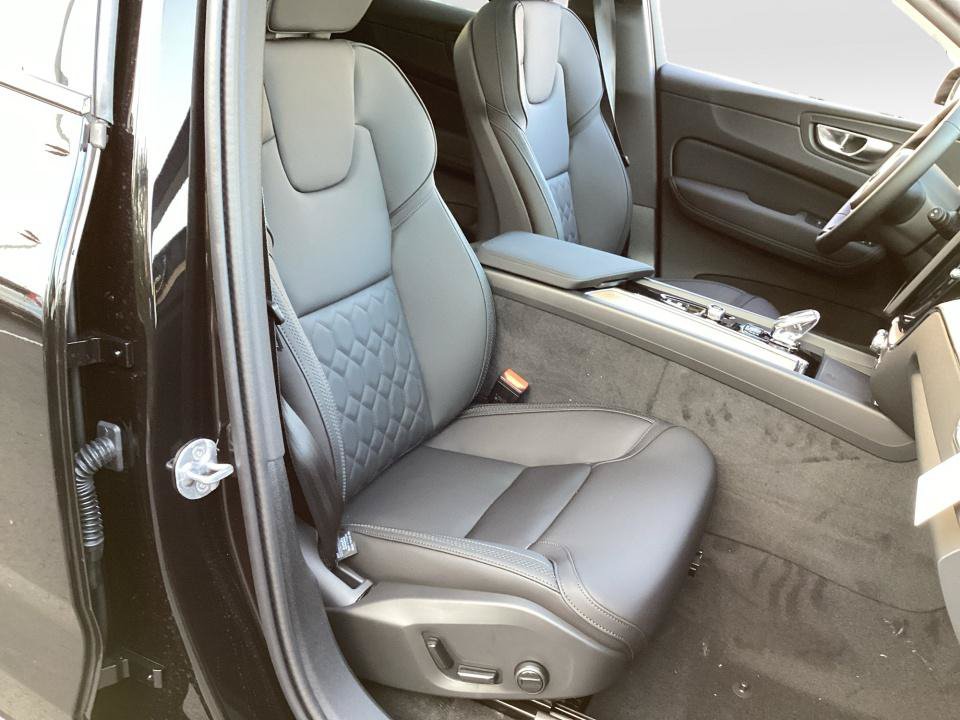 New 2027 Volvo XC60 B5 Core AWD/4WD image 28