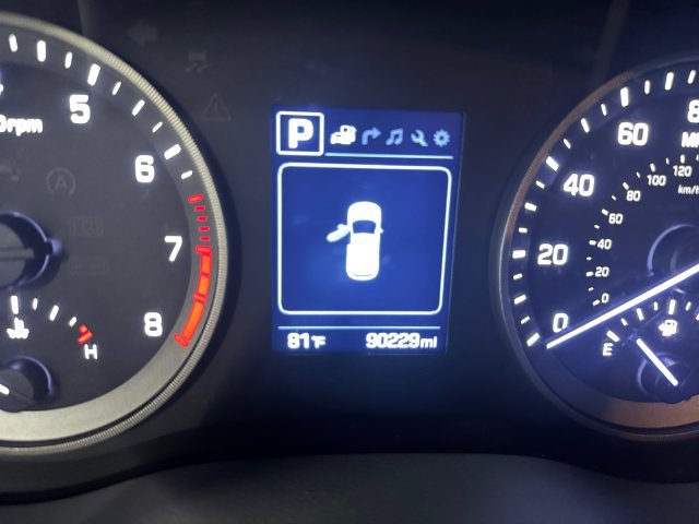 Used 2017 Hyundai Tucson Limited w/ Cargo Package AWD/4WD image 2