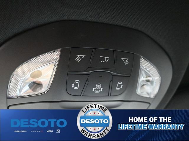 New 2026 Chrysler Pacifica Select image 26