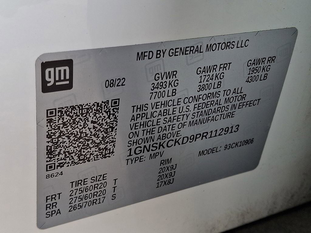 Used 2023 Chevrolet Suburban LT w/ Luxury Package image 29