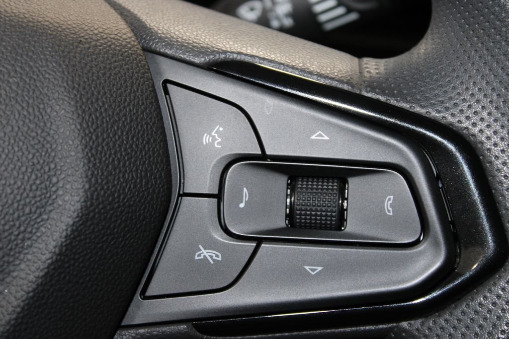 Used 2025 Chevrolet TrailBlazer LS w/ LS Convenience Package FWD image 33
