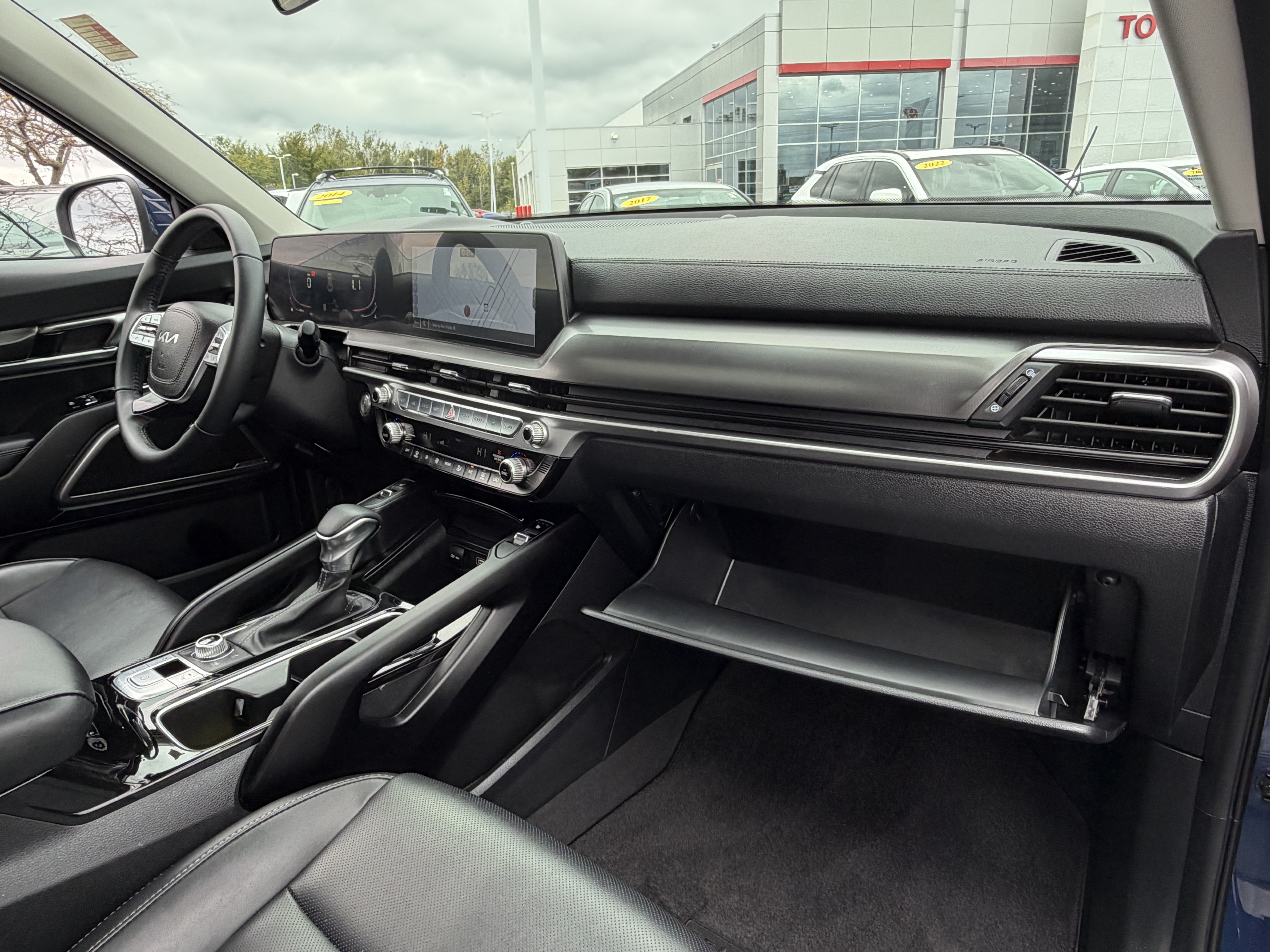Used 2024 Kia Telluride S w/ S Sunroof Package AWD/4WD image 13