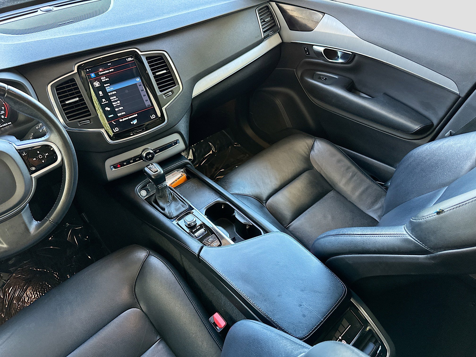 Used 2021 Volvo XC90 T5 Momentum image 22