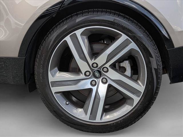 Used 2021 Land Rover Discovery HSE R-Dynamic AWD/4WD image 27