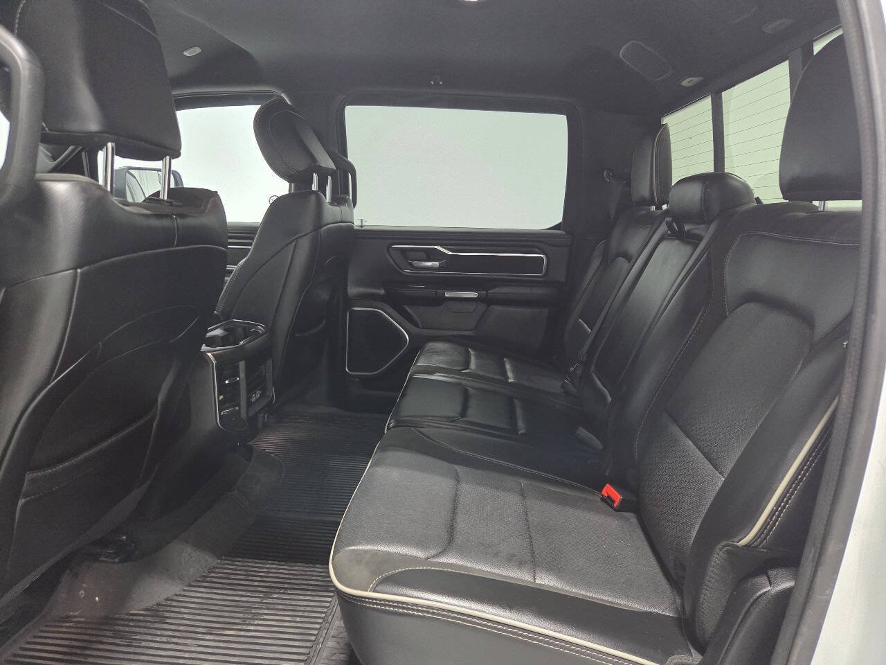 Used 2023 RAM 1500 Laramie AWD/4WD image 16