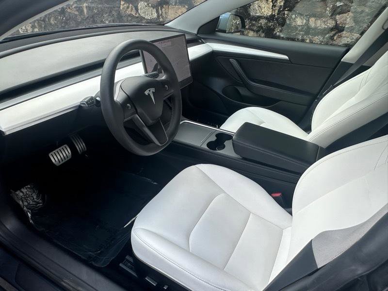 Used 2021 Tesla Model 3 Performance image 21