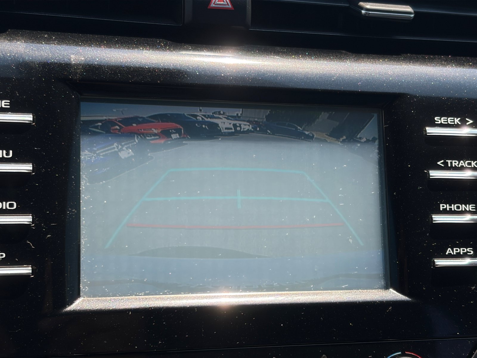 Used 2019 Toyota Camry LE FWD image 21