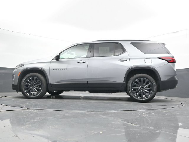 Used 2023 Chevrolet Traverse RS w/ LPO, Floor Liner Package AWD/4WD image 52
