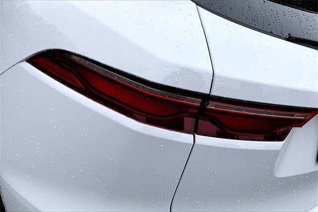 Used 2025 Jaguar F-PACE R-Dynamic S image 22