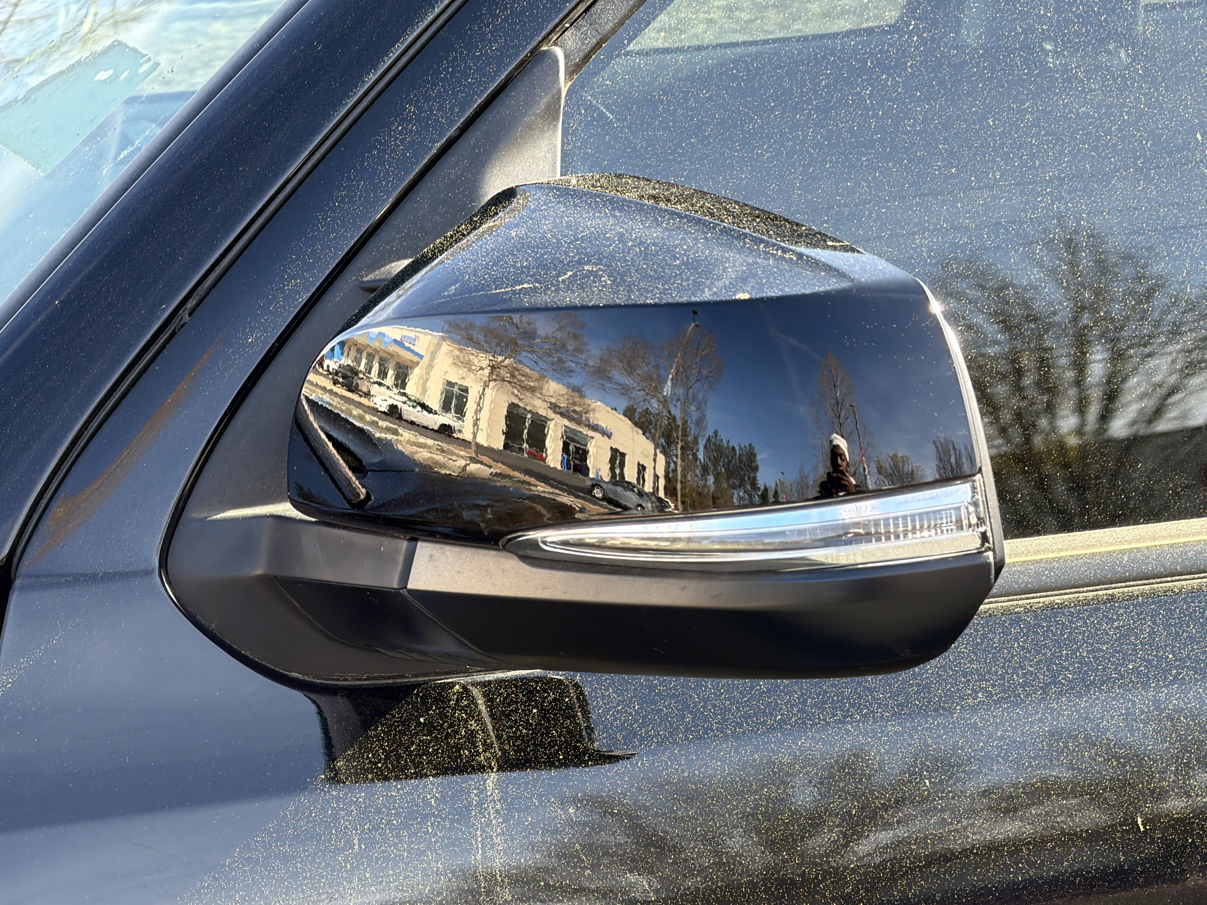 Used 2023 Toyota Tacoma SR5 w/ Technology Package image 34