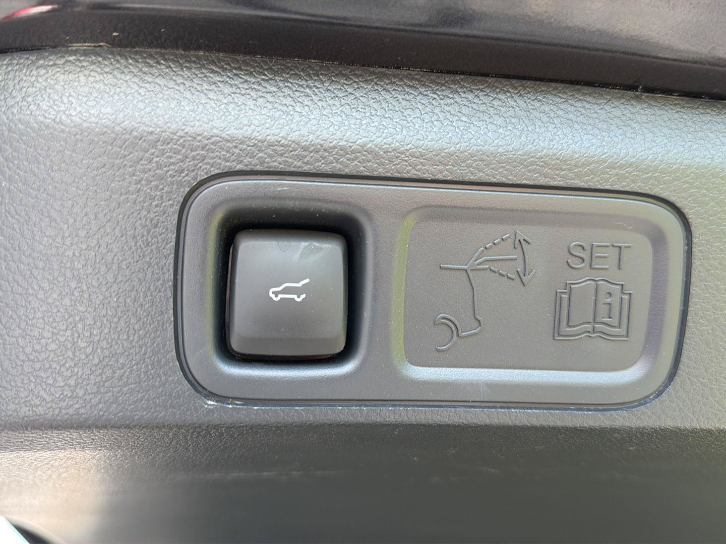 Used 2024 Ford Expedition Limited RWD image 38