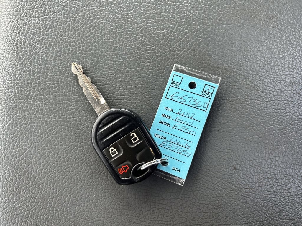 Used 2012 Ford F250 XL w/ PWR Equipment Group AWD/4WD image 27