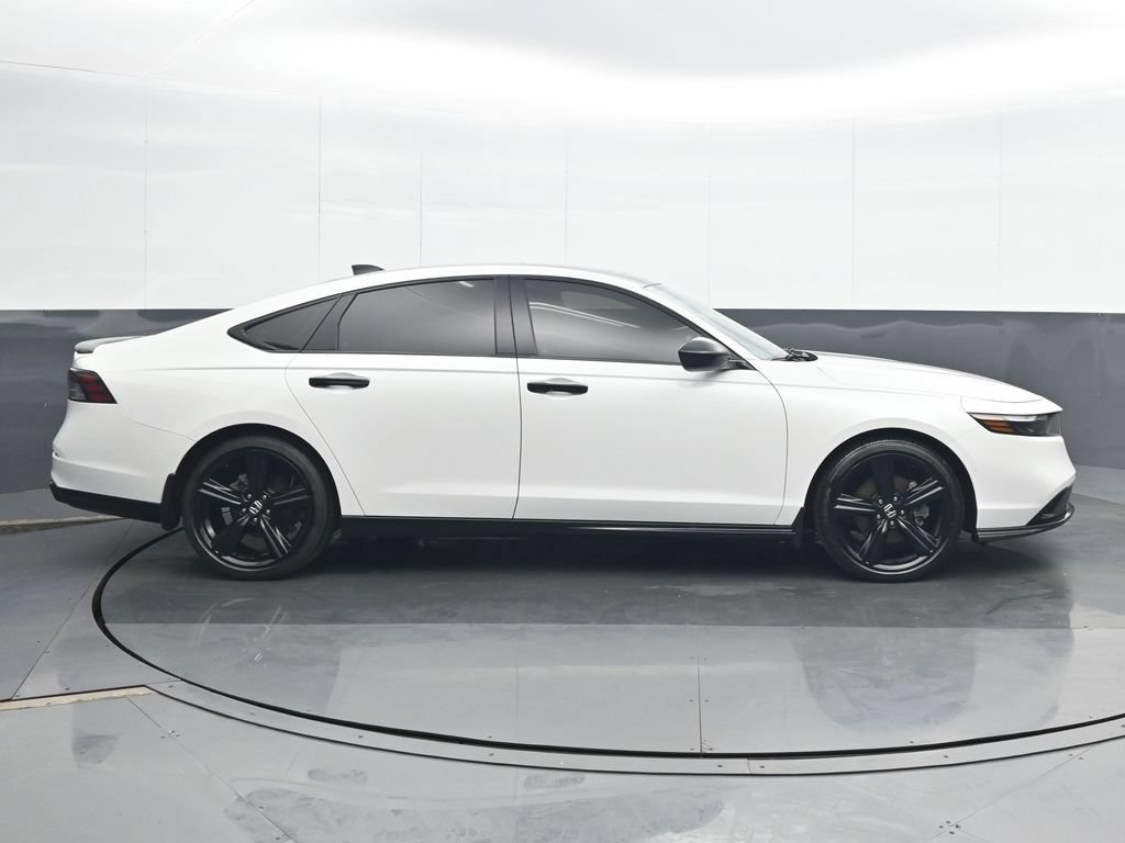 Used 2023 Honda Accord Sport image 7