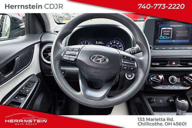 Used 2023 Hyundai Kona SEL w/ Cargo Package AWD/4WD image 9