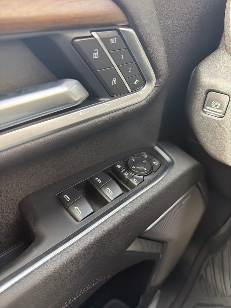 New 2026 Chevrolet Silverado 3500 High Country w/ High Country Premium Package image 9