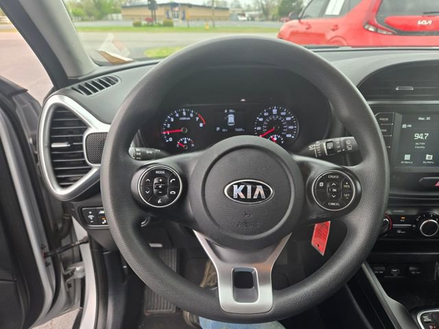 Used 2021 Kia Soul S image 16