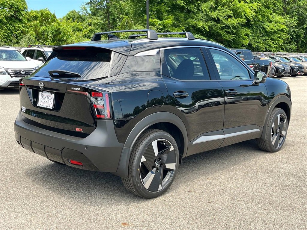 New 2025 Nissan Kicks SR image 3