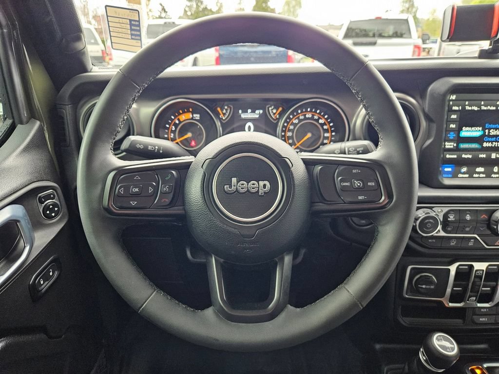 Used 2023 Jeep Gladiator Sport AWD/4WD image 20