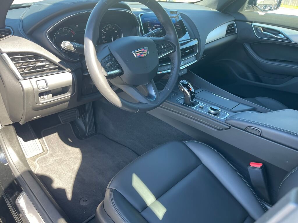 Certified 2023 Cadillac CT5 Luxury w/ Cold Weather Package image 9