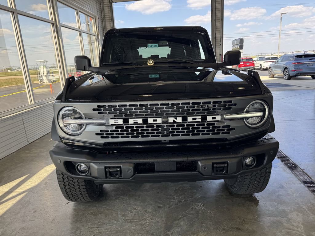 New 2025 Ford Bronco Badlands image 24