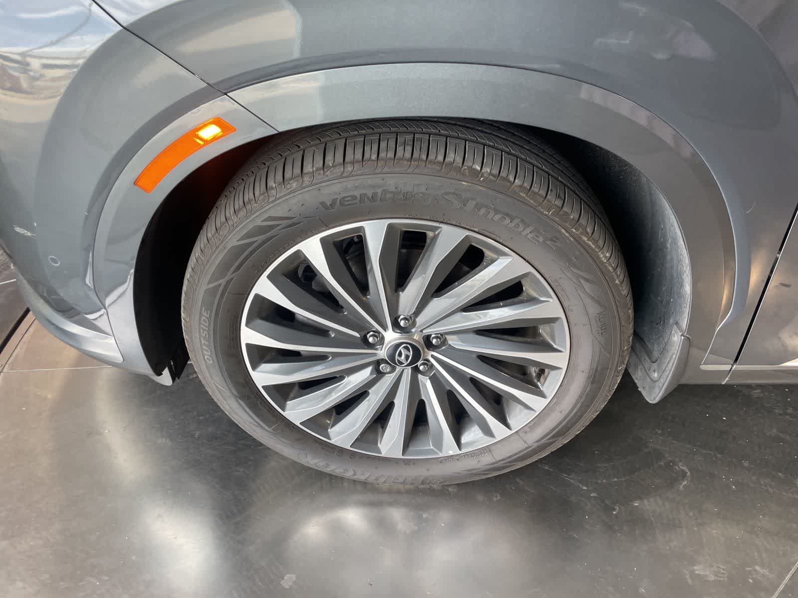 Used 2025 Hyundai Palisade Calligraphy AWD/4WD image 12