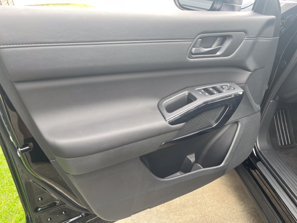 New 2026 Nissan Pathfinder SV FWD image 10