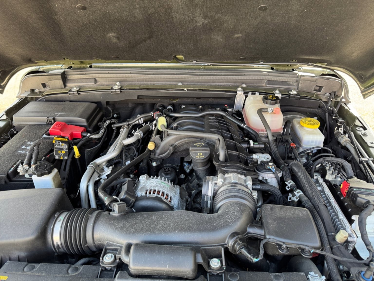 Used 2022 Jeep Wrangler Sport AWD/4WD image 19