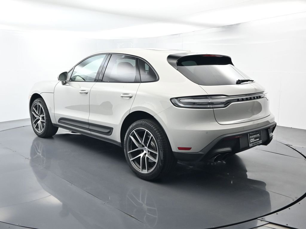 Certified 2026 Porsche Macan Turbo AWD/4WD image 3