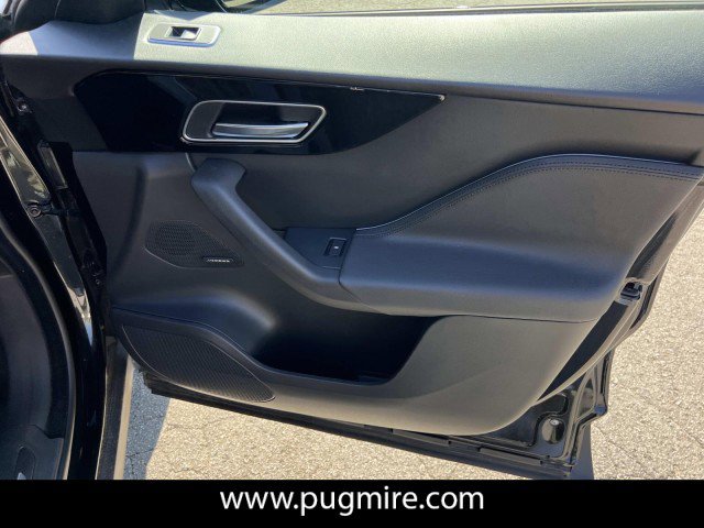 Used 2019 Jaguar F-PACE Premium image 14