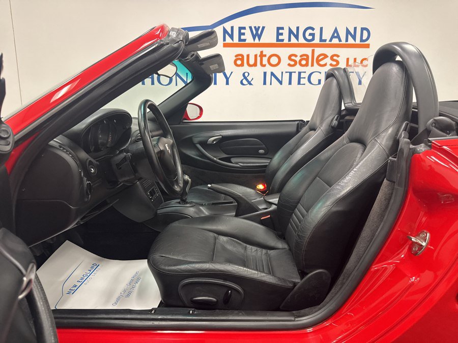 Used 2002 Porsche Boxster RWD image 9