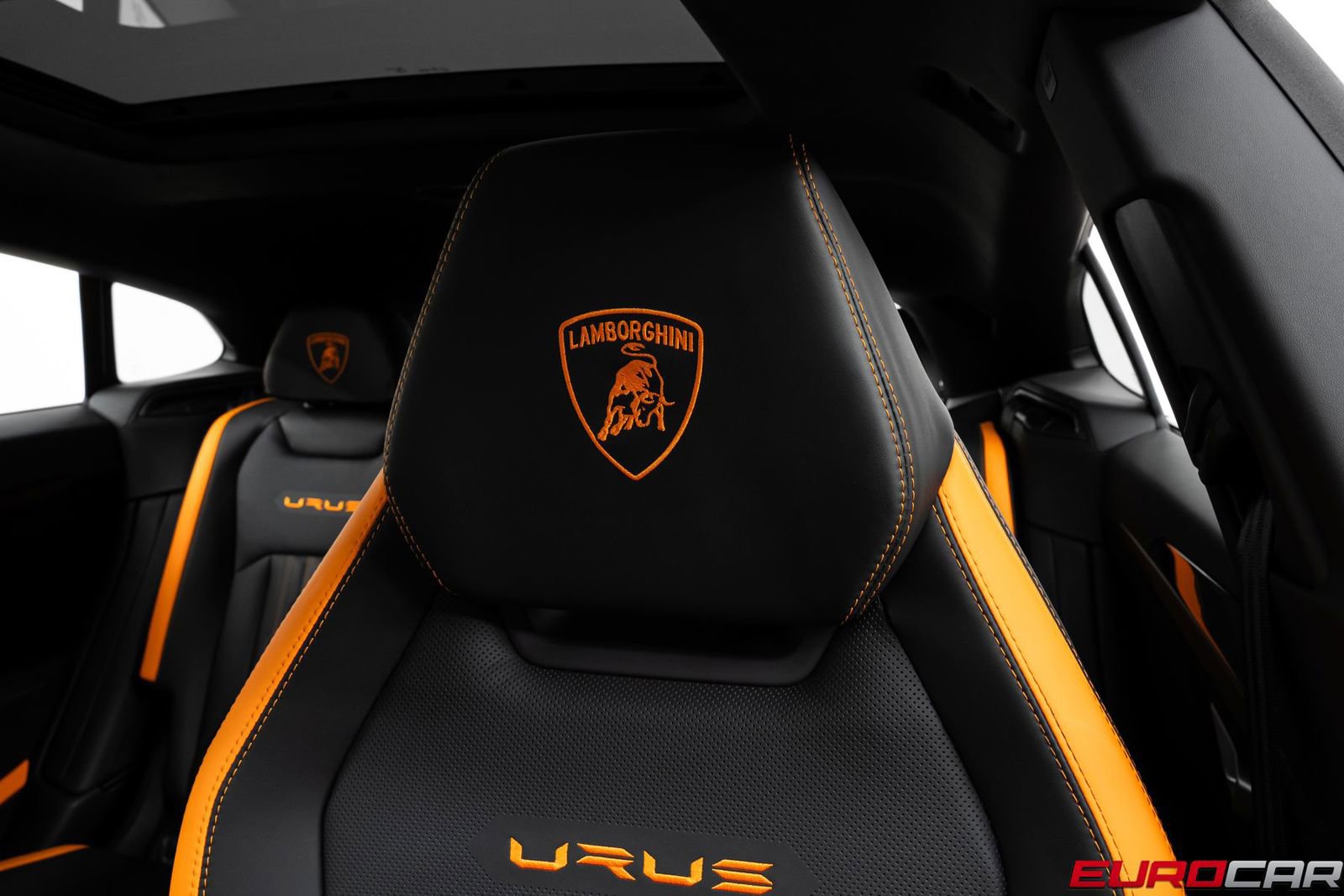 Used 2024 Lamborghini Urus Performante AWD/4WD image 45