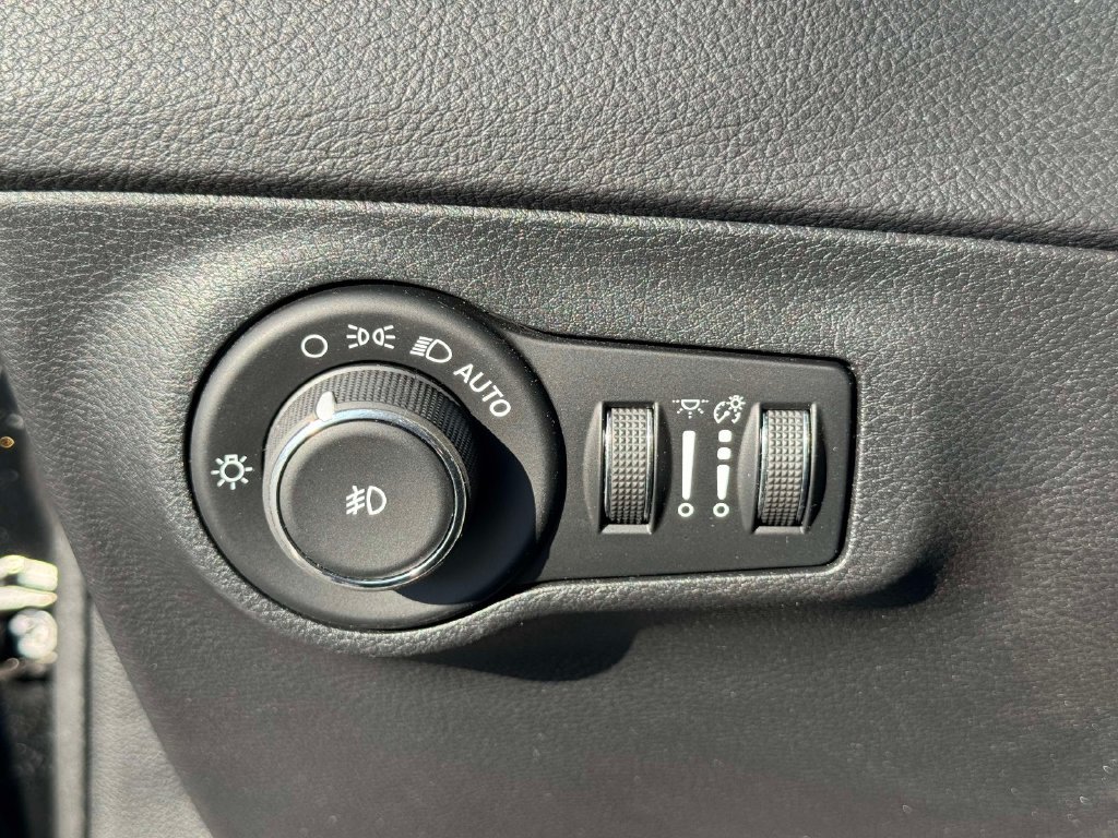 Used 2019 Jeep Compass Latitude AWD/4WD image 20