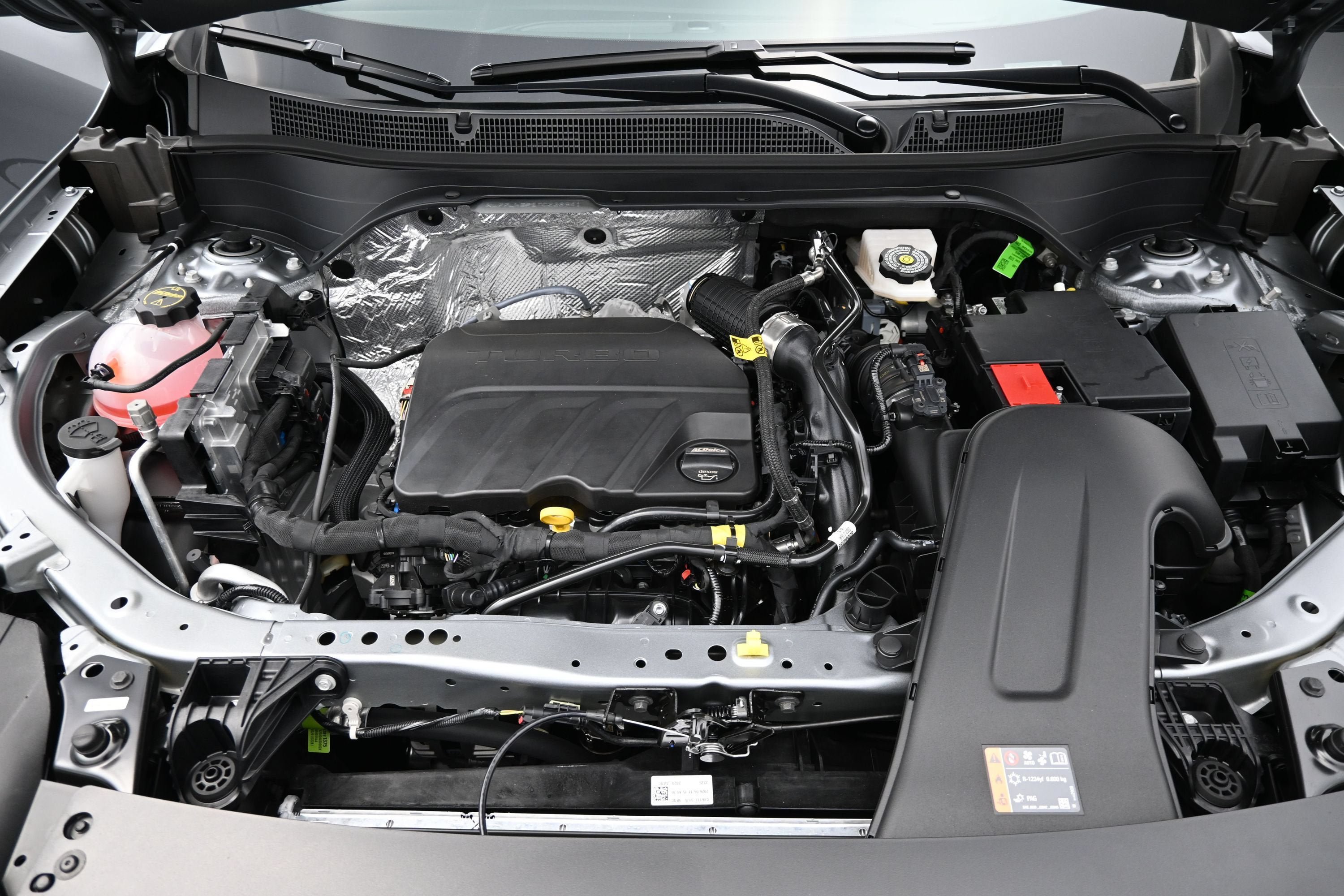 New 2026 Chevrolet Trax LT w/ Sunroof Package FWD image 32