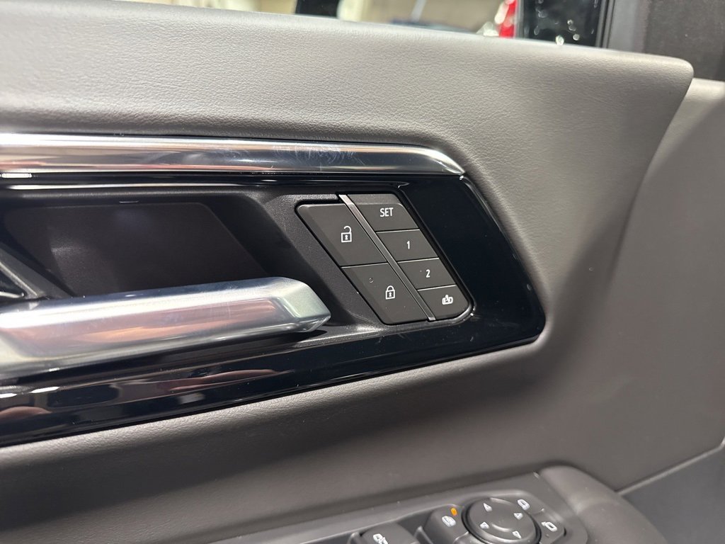 New 2026 Chevrolet Suburban Z71 w/ Comfort Package image 21