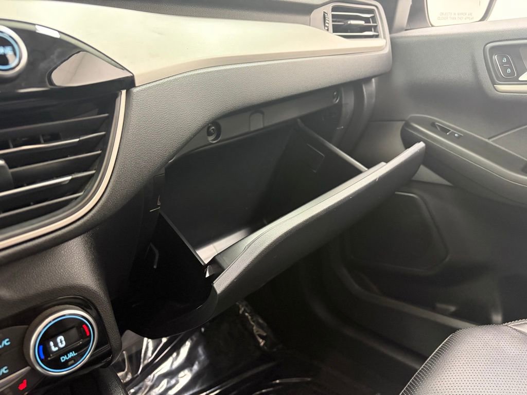 Used 2021 Ford Escape SEL image 22