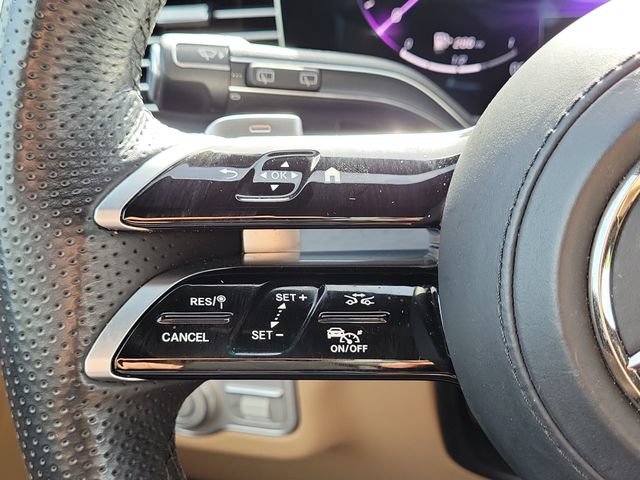 Used 2024 Mercedes-Benz GLS 450 4MATIC image 25