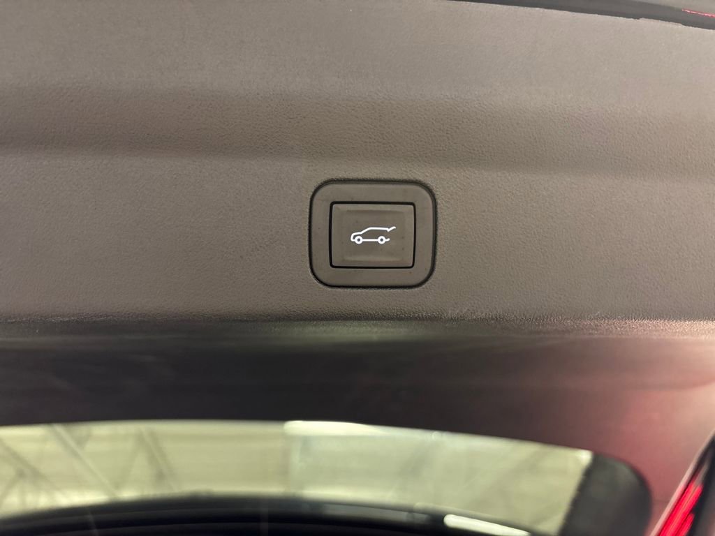 New 2025 Cadillac Escalade IQ Luxury 2 image 21