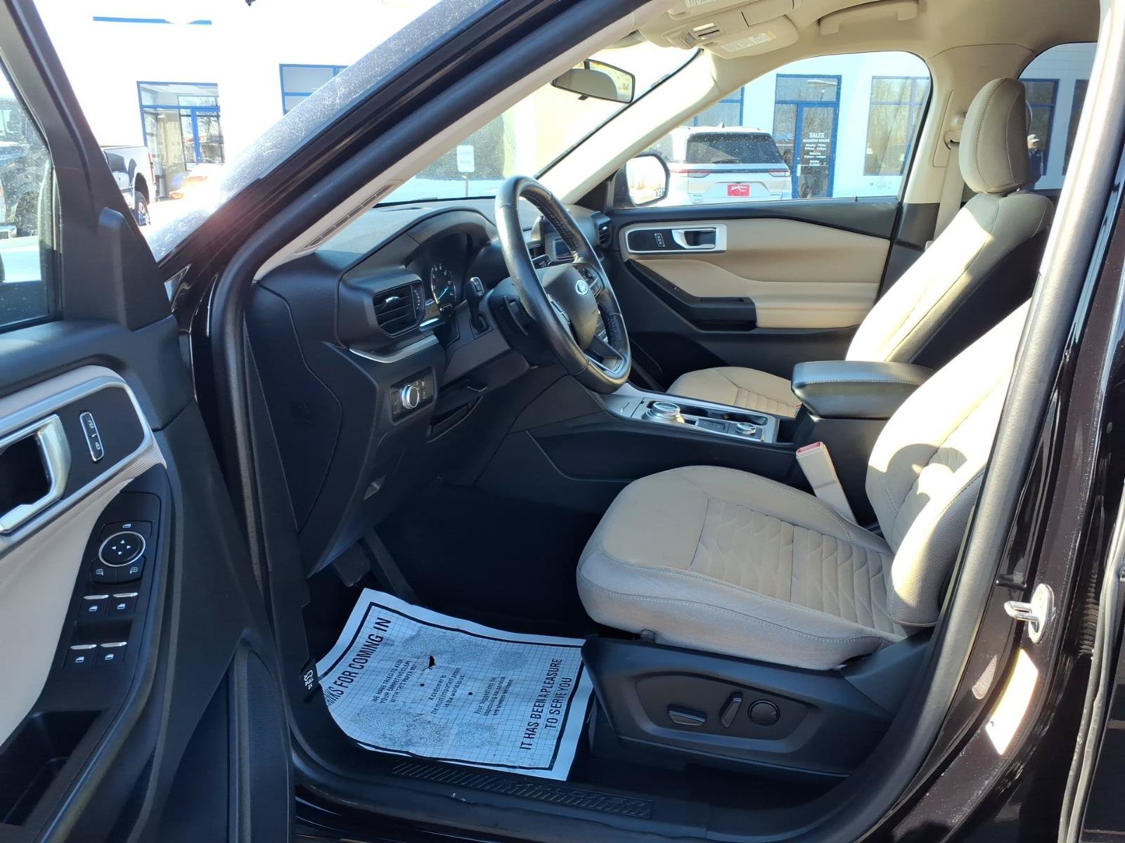 Used 2020 Ford Explorer XLT w/ Class III Trailer Tow Package AWD/4WD image 10