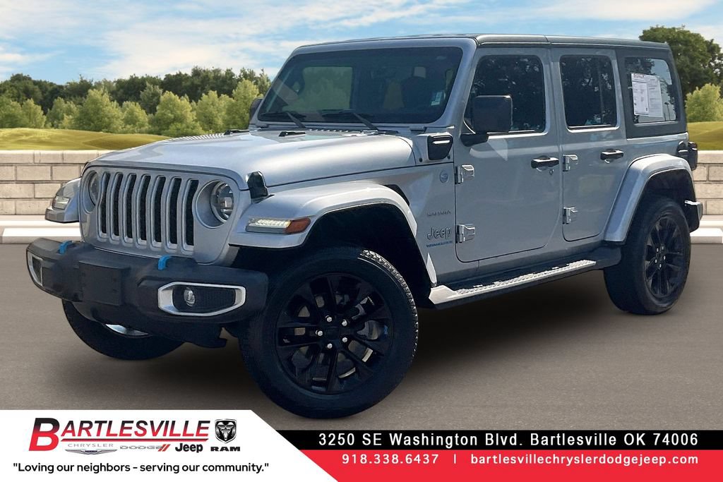 Used 2023 Jeep Wrangler Unlimited Sahara AWD/4WD image 1