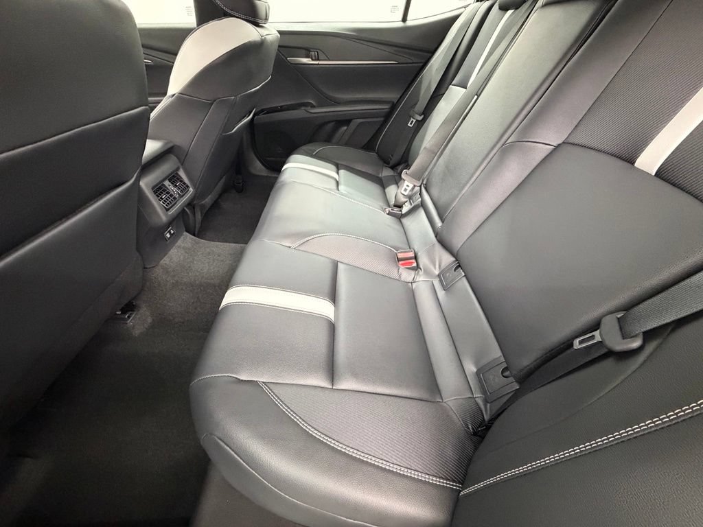 Used 2026 Toyota Camry SE FWD image 39