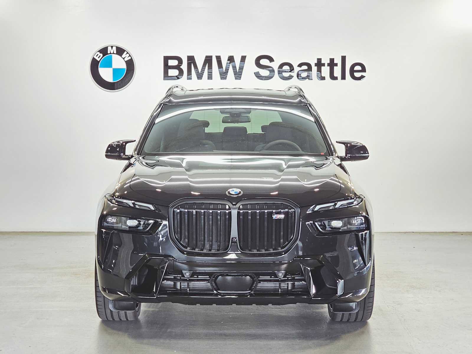 New 2026 BMW X7 M60i image 6