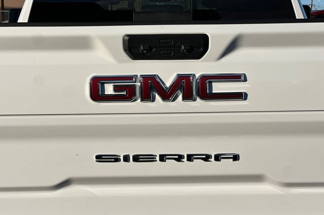 Used 2025 GMC Sierra 2500 AT4 w/ AT4 Premium Plus Package AWD/4WD image 99