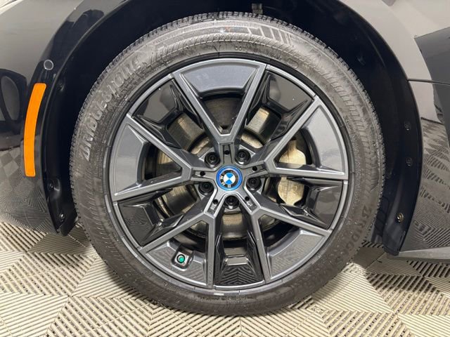 Used 2023 BMW i4 eDrive35 w/ Premium Package RWD image 23