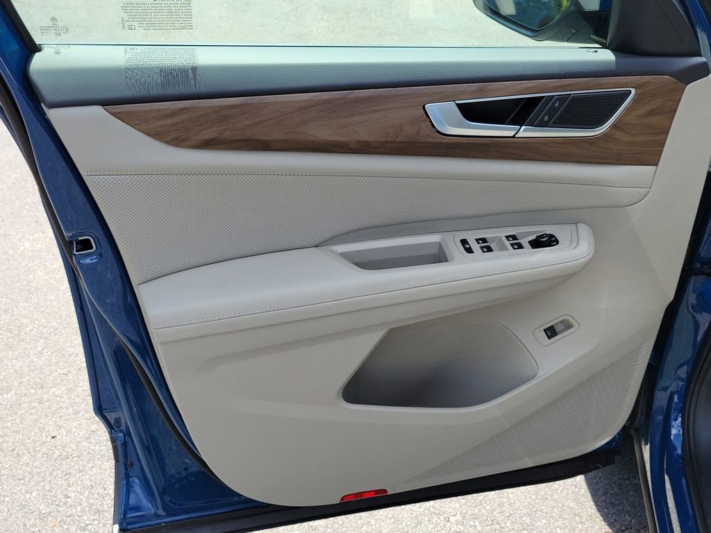 New 2026 Volkswagen Atlas SE image 14