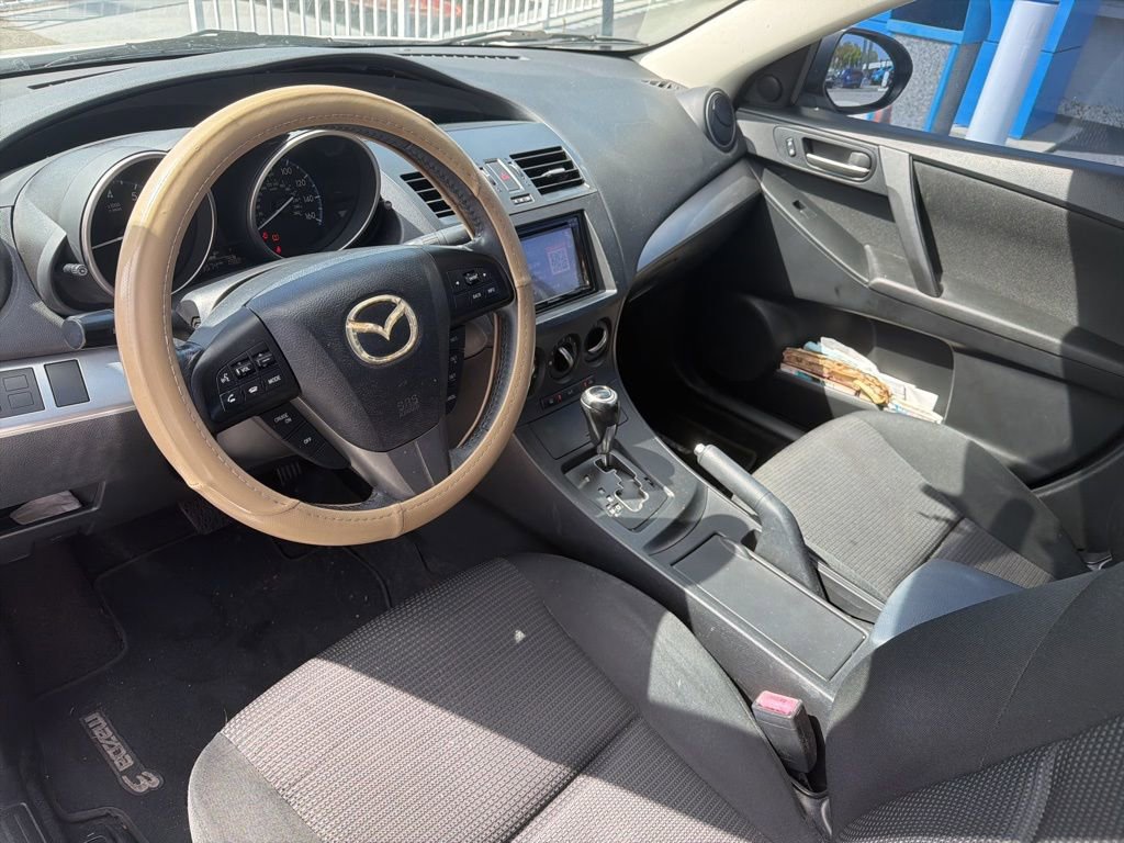 Used 2012 MAZDA MAZDA3 i Touring image 2