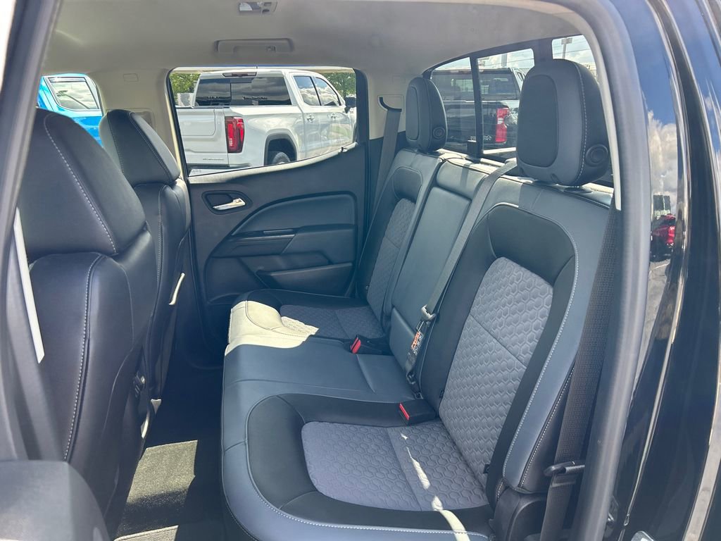 Used 2017 Chevrolet Colorado Z71 AWD/4WD image 35