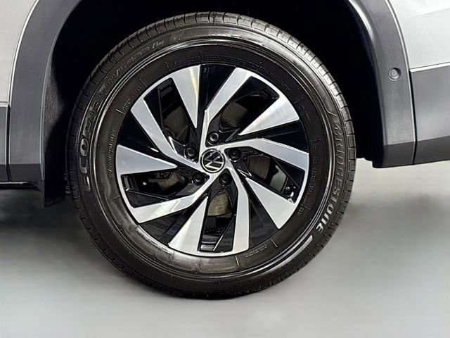 New 2025 Volkswagen Tiguan S image 32