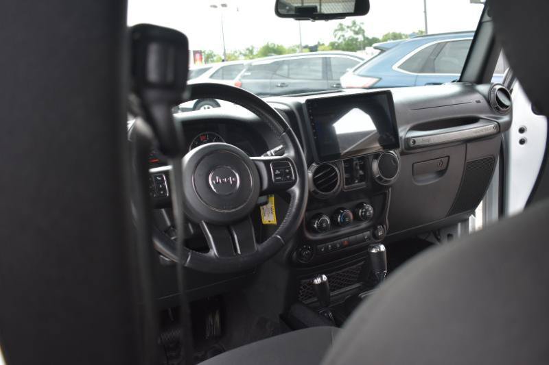Used 2018 Jeep Wrangler Unlimited Sport S AWD/4WD image 10