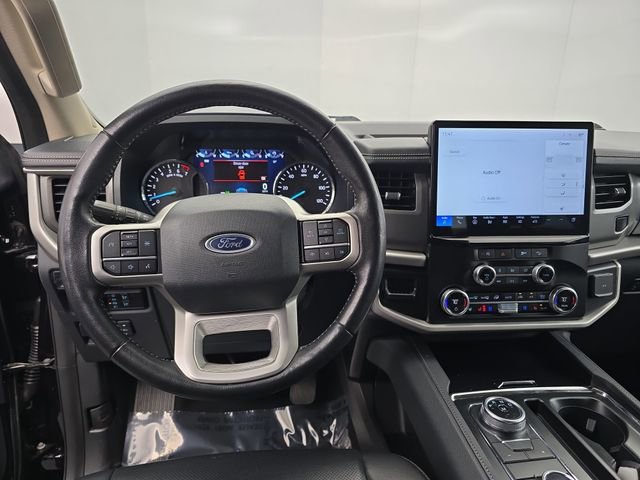 Used 2024 Ford Expedition XLT image 23